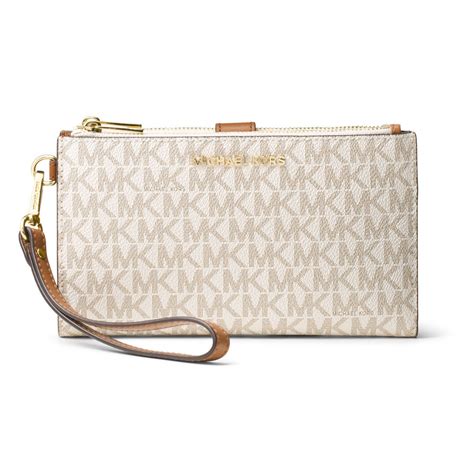 discount michael kors wristlets